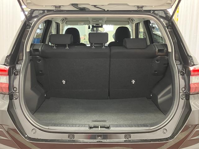 ロッキーＸ　ＨＥＶ下取車　衝突安全ボディ　アルミホイール　キーフリー　レーンアシスト　ＤＶＤ再生　バックモニター　イモビライザー　記録簿　ナビ・ＴＶ　ＥＴＣ車載器　ＬＥＤヘッドランプ　オートライト　ドライブレコーダー（長崎県）の中古車