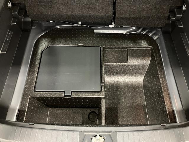 ロッキーＸ　ＨＥＶ下取車　衝突安全ボディ　アルミホイール　キーフリー　レーンアシスト　ＤＶＤ再生　バックモニター　イモビライザー　記録簿　ナビ・ＴＶ　ＥＴＣ車載器　ＬＥＤヘッドランプ　オートライト　ドライブレコーダー（長崎県）の中古車