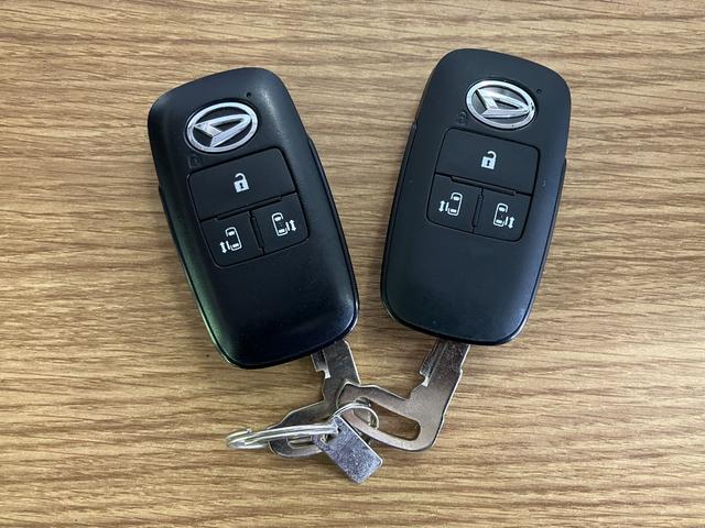 トールＧ元試乗車　イモビライザー　ブレーキサポート　横滑り防止　両側自動ドア　レーンアシスト　ＬＥＤライト　１オーナー　ＡＢＳ付き　オートハイビーム　スマートキー　衝突安全ボディ　記録簿　電格ミラー（長崎県）の中古車