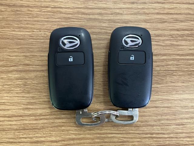 タフトＧターボ　クロムベンチャー下取車　衝突回避支援ブレーキ機能　衝突安全ボディ　オートライト　ターボモデル　盗難防止システム　アダプティブクルーズコントロール　シートヒータ付き　キーフリー　ＬＥＤヘットライト　スマートキー　記録簿（長崎県）の中古車