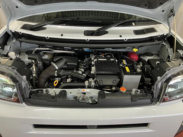 タフトＧターボ　クロムベンチャー下取車　衝突回避支援ブレーキ機能　衝突安全ボディ　オートライト　ターボモデル　盗難防止システム　アダプティブクルーズコントロール　シートヒータ付き　キーフリー　ＬＥＤヘットライト　スマートキー　記録簿（長崎県）の中古車