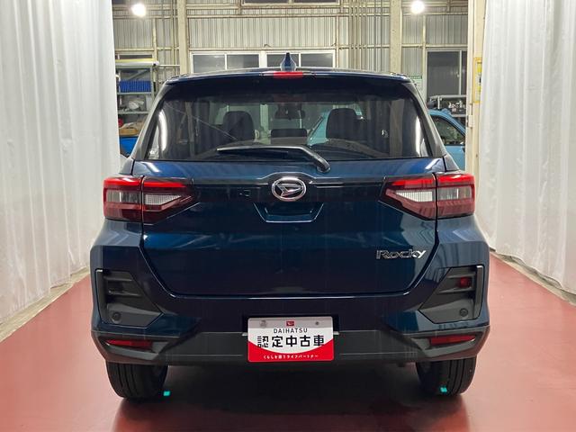 ロッキープレミアムＧオートハイビーム　Ｂｌｕｅｔｏｏｔｈオーディオ　ＬＥＤライト　レーンアシスト　１オーナー車　記録簿　アルミホイール　アイドリングストップ　アダプティブクルーズコントロール　リアカメラ　オートライト（長崎県）の中古車