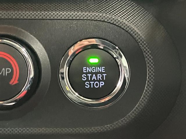 ロッキープレミアムＧオートハイビーム　Ｂｌｕｅｔｏｏｔｈオーディオ　ＬＥＤライト　レーンアシスト　１オーナー車　記録簿　アルミホイール　アイドリングストップ　アダプティブクルーズコントロール　リアカメラ　オートライト（長崎県）の中古車