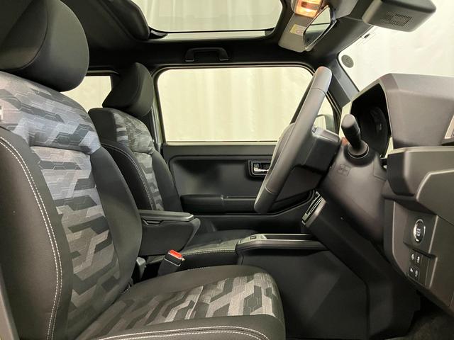 タフトＧ　クロムベンチャー届出済未使用車　元展示車　衝突回避支援システム　アイドリングストップ　車線逸脱警報　バックモニター　電動格納式ミラー　１オーナー　禁煙　前席シートヒーター　ＬＥＤヘッドライト　セキュリティアラーム（長崎県）の中古車