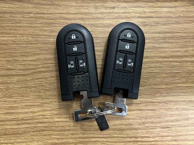 ムーヴキャンバスＸメイクアップリミテッド　ＳＡIII下取車　衝突回避支援システム　ブルートゥース　イモビライザー　電格ドアミラー　キーフリーシステム　オートハイビーム　オートライト　レーンキープ　衝突安全ボディ　ベンチシート　アラウンドビューモニター（長崎県）の中古車