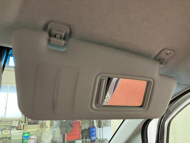 ムーヴＸリミテッドII　ＳＡIIIひょう害車　４ＷＤ　アイドリングストップ　衝突被害軽減ブレーキ　衝突安全ボディ　オートライト　ＬＥＤヘッドランプ　スマートキー　プッシュスタート　盗難防止　整備記録簿　運転席シートヒーター（長崎県）の中古車