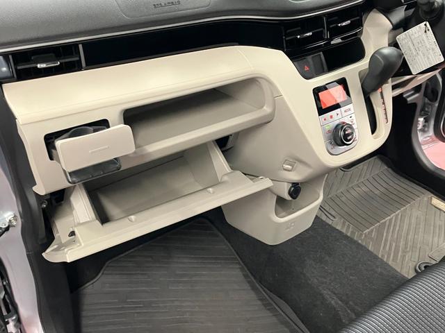 ムーヴＸリミテッドII　ＳＡIIIひょう害車　４ＷＤ　アイドリングストップ　衝突被害軽減ブレーキ　衝突安全ボディ　オートライト　ＬＥＤヘッドランプ　スマートキー　プッシュスタート　盗難防止　整備記録簿　運転席シートヒーター（長崎県）の中古車