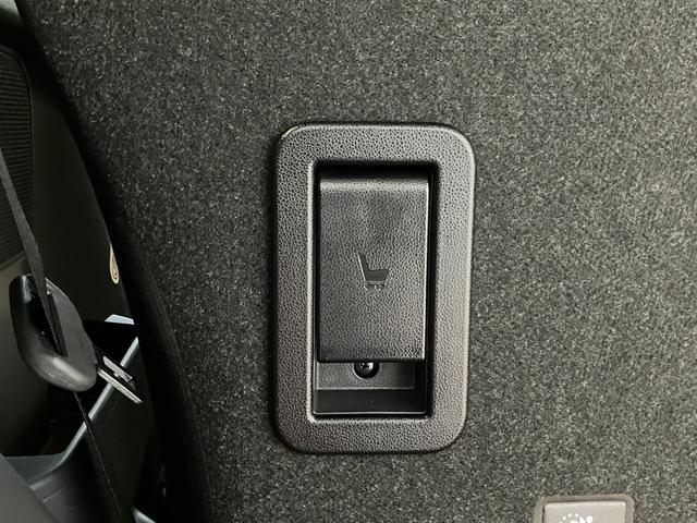 タントカスタムＸひょう害車　届出済未使用車　展示車　アイドリングストップ　両パワースライドドア　シートヒーター付き　スマートキー＆プッシュスタート　ハイビームアシスト　禁煙　オートライト　レーンキープ　盗難防止装置（長崎県）の中古車