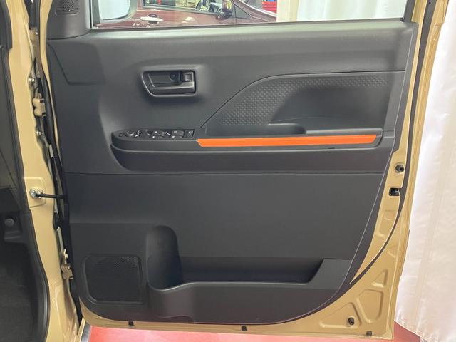 タントファンクロス届出済未使用車　展示車　アイドリングストップ車　レーダーブレーキ　１オーナー　両側オートスライドドア　オートハイビーム　車線逸脱警報　シートヒーター　禁煙車　イモビライザー　ＬＥＤライト　スマートキー（長崎県）の中古車