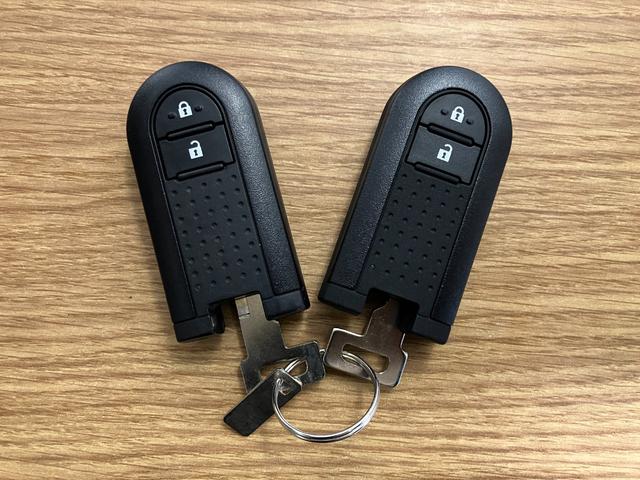 ムーヴＸリミテッドII　ＳＡIIIひょう害車　１オーナー　４ＷＤ　アイドリングストップ　衝突被害軽減ブレーキ　衝突安全ボディ　オートライト　ＬＥＤヘッドランプ　スマートキー　プッシュスタート　盗難防止　整備記録簿　運転席シートヒーター（長崎県）の中古車