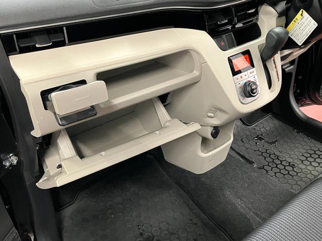 ムーヴＸリミテッドII　ＳＡIIIひょう害車　１オーナー　４ＷＤ　アイドリングストップ　衝突被害軽減ブレーキ　衝突安全ボディ　オートライト　ＬＥＤヘッドランプ　スマートキー　プッシュスタート　盗難防止　整備記録簿　運転席シートヒーター（長崎県）の中古車