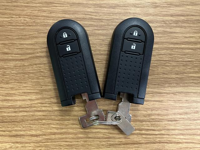 ムーヴＸ　ＳＡII下取車　ナビＴＶ　バックカメラ　盗難防止　ブルートゥース　電動格納ドアミラー　レーンキープアシスト　スマートキー　ＤＶＤ　横滑り防止装置　ベンチシート　衝突安全ボディ（長崎県）の中古車