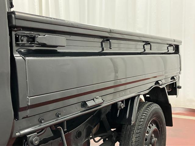 ハイゼットトラックジャンボＳＡIIIｔ下取車　パートタイム４ＷＤ　ＡＴ車　ブルートゥース　記録簿付き　キーレスエントリ−　運転席エアバック　　オートライト　ＬＥＤヘッドライト　ＡＢＳ　横滑防止装置　車線逸脱（長崎県）の中古車