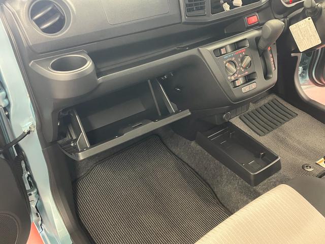ミライースＬ　ＳＡIIIひょう害車　１オーナー　衝突被害軽減ブレーキ　アイドリングストップ　レーンキープアシスト　横滑防止　オートハイビーム　キーレス　エアバッグ　ＡＢＳ　オートライト　衝突安全ボディ　記録簿　衝突防止装置（長崎県）の中古車
