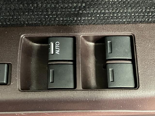 Ｎ−ＯＮＥプレミアム下取車　ナビＴＶ　ＥＴＣ　ドライブレコーダー　バックカメラ　オートライト　電動格納ドアミラー　ＤＶＤ再生機能　イモビライザー　アイドリングストップ　衝突安全ボディ　スマートキー　アルミホイール（長崎県）の中古車