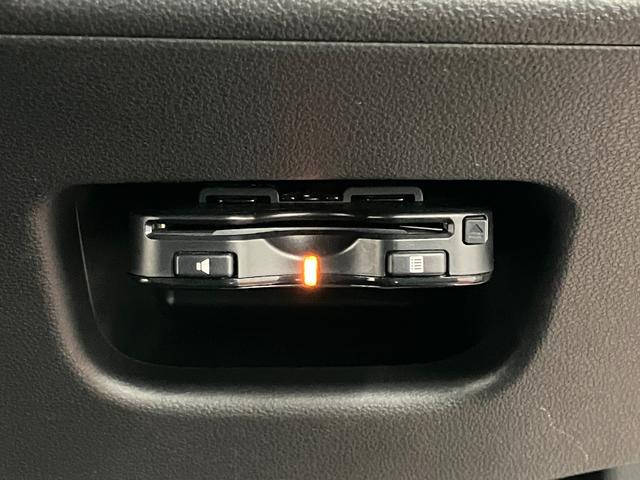 ムーヴカスタム　ＲＳ　ＳＡII下取車　ＳＤナビ　バックカメラ　ＴＶ　ＤＶＤ　ＥＴＣ　スマートキー　プッシュスタート　ターボ車　電動格納式ドアミラー　盗難防止システム　ＡＢＳ　ＬＥＤヘッドランプ　アイドリングストップ　オートライト（長崎県）の中古車
