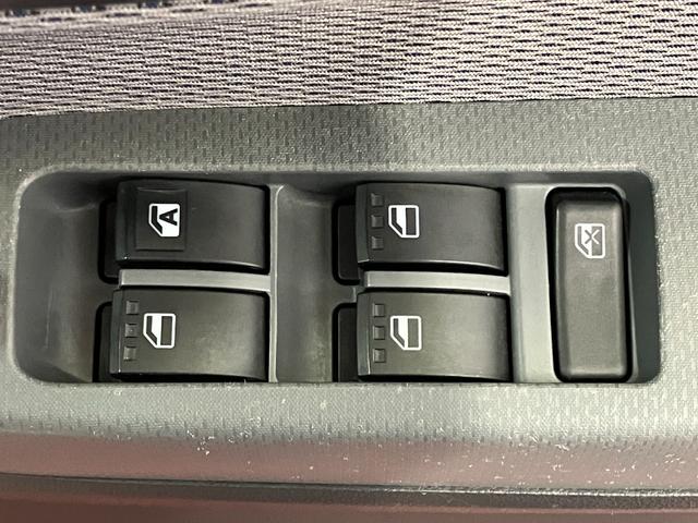 ムーヴカスタム　ＲＳ　ＳＡII下取車　ＳＤナビ　バックカメラ　ＴＶ　ＤＶＤ　ＥＴＣ　スマートキー　プッシュスタート　ターボ車　電動格納式ドアミラー　盗難防止システム　ＡＢＳ　ＬＥＤヘッドランプ　アイドリングストップ　オートライト（長崎県）の中古車