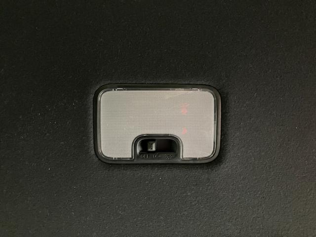 タントカスタムＸセレクション下取車　メモリーナビ　バックカメラ　ＴＶ　衝突被害軽減システム　ＬＥＤヘッドランプ　スマートキー　ドライブレコーダー　アイドリングストップ　ＥＴＣ　シートヒーター　車線逸脱警報　オートライト　ＤＶＤ（長崎県）の中古車