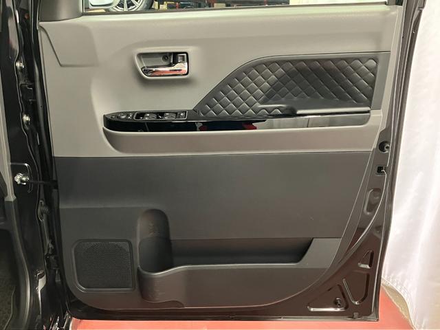 タントカスタムＸセレクション下取車　メモリーナビ　バックカメラ　ＴＶ　衝突被害軽減システム　ＬＥＤヘッドランプ　スマートキー　ドライブレコーダー　アイドリングストップ　ＥＴＣ　シートヒーター　車線逸脱警報　オートライト　ＤＶＤ（長崎県）の中古車