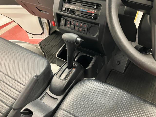 ハイゼットトラックスタンダード　農用スペシャル１オーナー　４ＷＤ　ＣＶＴ車　衝突被害軽減システム　レーンキープアシスト　整備記録簿　パワーステアリング　エアコン　オートハイビーム　オートライト　アイドリングストップ　ＡＢＳ　ＥＳＣ　エアバッグ（長崎県）の中古車