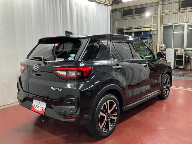 ロッキープレミアム下取車　メモリーナビ　全周囲カメラ　シートヒーター　車線逸脱警報　アダプティブクルーズコントロール　衝突被害軽減システム　盗難防止装置　地デジ　スマ−トキ−　ＬＥＤヘッドランプ　ＥＴＣ　ターボ（長崎県）の中古車