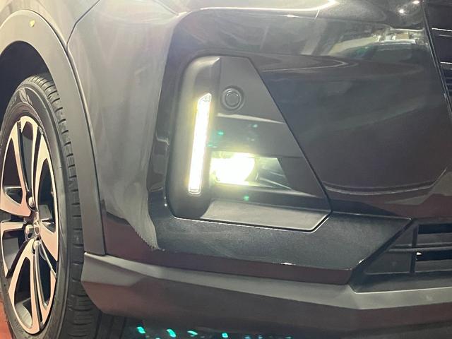 ロッキープレミアム下取車　メモリーナビ　全周囲カメラ　シートヒーター　車線逸脱警報　アダプティブクルーズコントロール　衝突被害軽減システム　盗難防止装置　地デジ　スマ−トキ−　ＬＥＤヘッドランプ　ＥＴＣ　ターボ（長崎県）の中古車