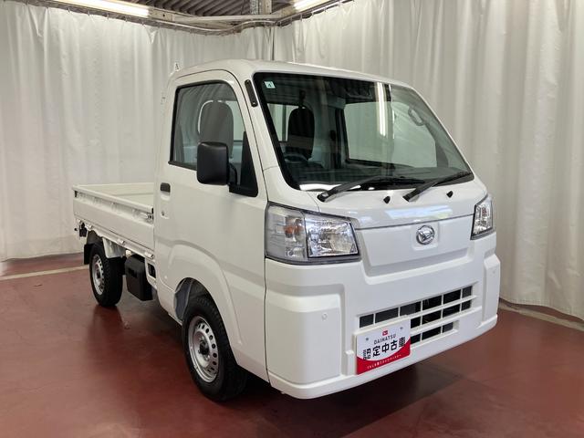 ハイゼットトラックスタンダード届出済未使用車　元展示車　２ＷＤ　ＭＴ車　禁煙　衝突被害軽減システム　アイドリングストップ　運転席エアバッグ　助手席エアバッグ　エアコン　パワステ　メンテナンスノート　オートライト　オートハイビーム（長崎県）の中古車