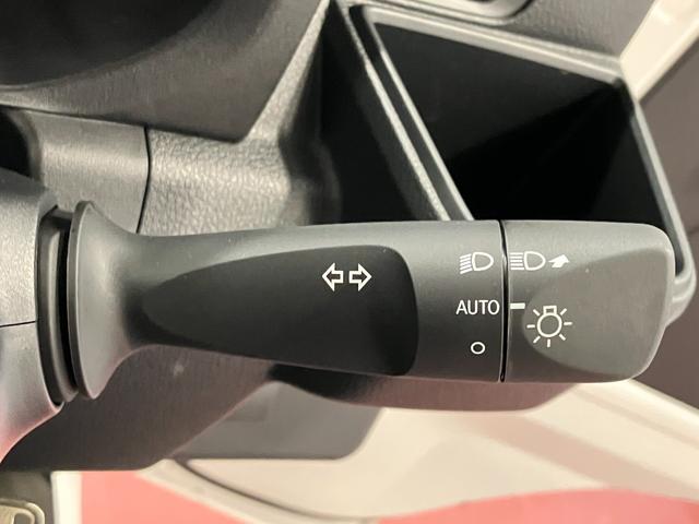 ハイゼットトラックスタンダード届出済未使用車　元展示車　２ＷＤ　ＭＴ車　禁煙　衝突被害軽減システム　アイドリングストップ　運転席エアバッグ　助手席エアバッグ　エアコン　パワステ　メンテナンスノート　オートライト　オートハイビーム（長崎県）の中古車