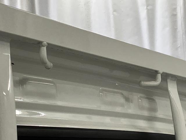 ハイゼットトラックスタンダード届出済未使用車　元展示車　２ＷＤ　ＭＴ車　禁煙　衝突被害軽減システム　アイドリングストップ　運転席エアバッグ　助手席エアバッグ　エアコン　パワステ　メンテナンスノート　オートライト　オートハイビーム（長崎県）の中古車