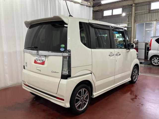 Ｎ−ＢＯＸカスタムＧ・Ｌパッケージ下取車　ナビ　バックカメラ　ＴＶ　アイドリングストップ　オートライト　スマートキー　ＤＶＤ　衝突安全ボディ　運転席エアバッグ　助手席エアバッグ　両側スライド片側電動ドア　ＡＢＳ　ＥＴＣ（長崎県）の中古車