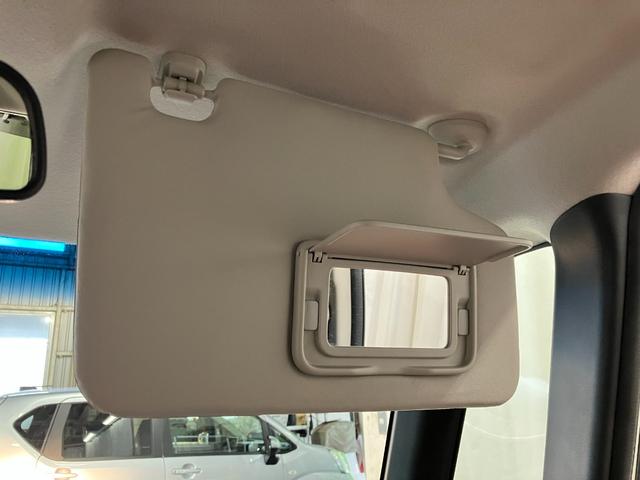 Ｎ−ＢＯＸカスタムＧ・Ｌパッケージ下取車　ナビ　バックカメラ　ＴＶ　アイドリングストップ　オートライト　スマートキー　ＤＶＤ　衝突安全ボディ　運転席エアバッグ　助手席エアバッグ　両側スライド片側電動ドア　ＡＢＳ　ＥＴＣ（長崎県）の中古車