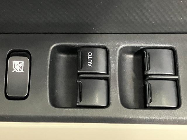 クロスビーハイブリッドＭＺ下取車　メモリーナビ　全方位モニター　ブルートゥース　ターボエンジン　ＤＶＤ　スマートキー　電動格納式ドアミラー　盗難警報装置　シートヒーター　サイドエアバッグ　ＴＶ　ＬＥＤヘッドランプ　ＥＴＣ（長崎県）の中古車