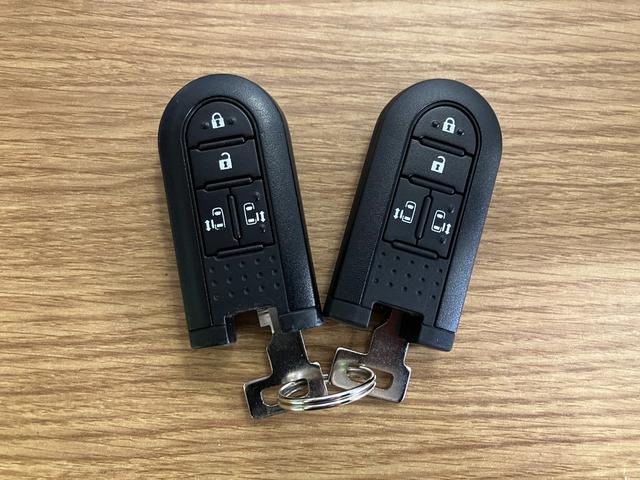 ムーヴキャンバスＸホワイトアクセントリミテッド　ＳＡIII下取車　ＤＶＤオーディオ　全周囲カメラ　衝突被害軽減システム　オートマチックハイビーム　電動格納式ドアミラー　車線逸脱警報　盗難防止　アイドリングストップ　オートライト　ブルートゥース　スマートキー（長崎県）の中古車