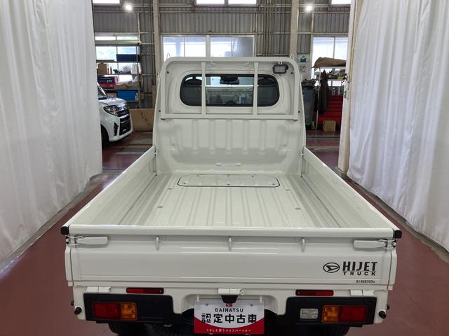 ハイゼットトラックスタンダード　農用スペシャル届出済未使用車　元展示車　４ＷＤ　マニュアル車　車線逸脱警報装置　衝突被害軽減システム　オートハイビーム　横滑り防止　オートライト　エアコン　運転席エアバッグ　パワーステアリング　アイドリングストップ（長崎県）の中古車