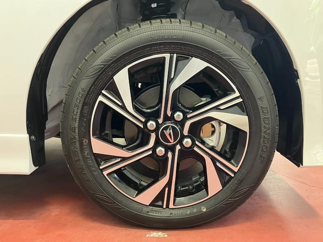 タントカスタムＸ届出済未使用車　元展示車　衝突被害軽減システム　アイドリングストップ　両側電動スライドドア　シートヒーター　電動格納式ドアミラー　禁煙　車線逸脱警報装置　スマートキ−　ＬＥＤヘッドランプ　オートライト（長崎県）の中古車