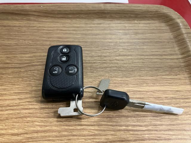 タントカスタムＸ　ＳＡ下取車　ナビ　ＴＶ　バックカメラ　後席モニター　ＥＴＣ　両側電動スライドドア　ブルートゥース　盗難防止　運転席エアバッグ　助手席エアバッグ　スマートキー　ＬＥＤヘッドランプ　アルミホイール　点検記録簿（長崎県）の中古車