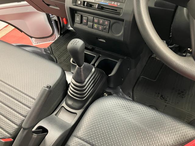 ハイゼットトラックスタンダード１オーナー　４ＷＤ　ＭＴ車　アイドリングストップ　運転席エアバッグ　助手席エアバッグ　横滑り防止装置　オートライト　エアコン　衝突被害軽減システム　パワステ　車線逸脱警報　整備記録簿　ＡＢＳ（長崎県）の中古車