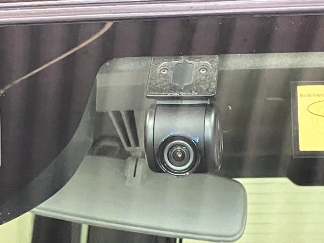 タントＸセレクション下取車　ナビ　バックカメラ　オートマチックハイビーム　レーンキープ　ブルートゥース　誤発進抑制機能　ＬＥＤヘッドランプ　ＥＴＣ　シートヒーター　ドライブレコーダー　スマートキー　ＤＶＤ　ＴＶ（長崎県）の中古車