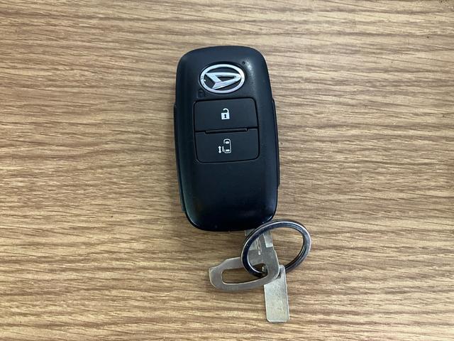 タントＸセレクション下取車　ナビ　バックカメラ　オートマチックハイビーム　レーンキープ　ブルートゥース　誤発進抑制機能　ＬＥＤヘッドランプ　ＥＴＣ　シートヒーター　ドライブレコーダー　スマートキー　ＤＶＤ　ＴＶ（長崎県）の中古車