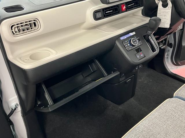 ムーヴキャンバスストライプスＧ下取車　ナビ　ＴＶ　ＥＴＣ　バックカメラ　ドライブレコーダー　両側電動スライドドア　ブルートゥース　衝突被害軽減システム　アイドリングストップ　電動格納式ドアミラー　シートヒーター　ＬＥＤヘッドランプ（長崎県）の中古車