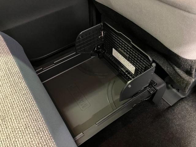 ムーヴキャンバスストライプスＧ下取車　ナビ　ＴＶ　ＥＴＣ　バックカメラ　ドライブレコーダー　両側電動スライドドア　ブルートゥース　衝突被害軽減システム　アイドリングストップ　電動格納式ドアミラー　シートヒーター　ＬＥＤヘッドランプ（長崎県）の中古車