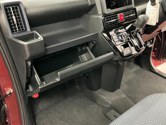 タントカスタムＸひょう害車　届出済未使用車　元展示車　スマートキー　プッシュスタート　アイドリングストップ　両側電動スライドドア　衝突被害軽減システム　オートマチックハイビーム　イモビ　車線逸脱警報　シートヒーター（長崎県）の中古車