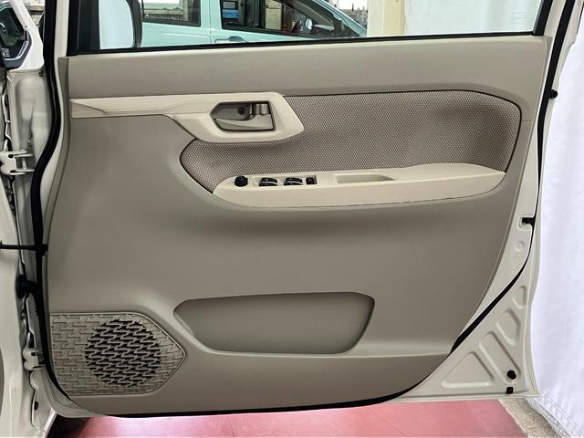 ムーヴＬ　ＳＡII下取車　ＤＶＤオーディオ　ブルートゥース　衝突被害軽減システム　運転席エアバッグ　助手席エアバッグ　電動格納式ドアミラー　アイドリングストップ　横滑防止装置　ＤＶＤ　キーレス　ベンチシート　ＥＴＣ（長崎県）の中古車