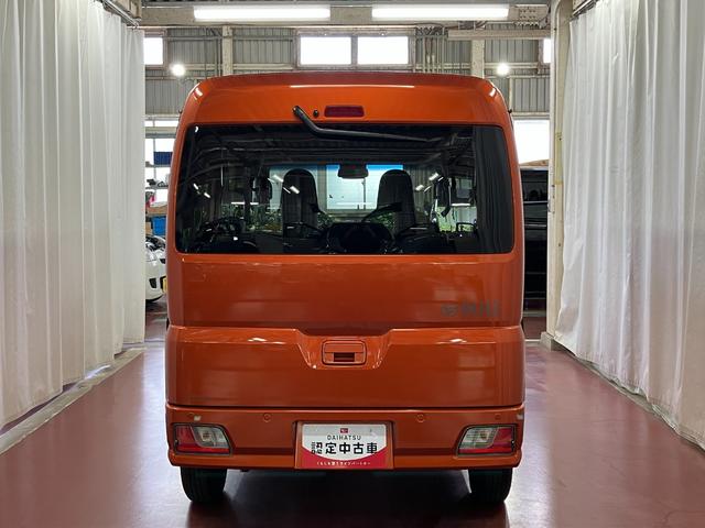 ハイゼットカーゴＤＸひょう害車　届出済未使用車　元展示車　オートライト　禁煙　衝突被害軽減システム　アイドリングストップ　キーレス　両側スライドドア　整備記録簿　レーンアシスト　運転席エアバッグ　助手席エアバック　ＡＢＳ（長崎県）の中古車