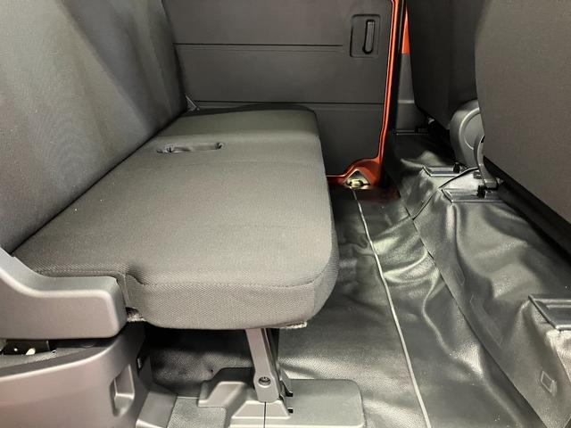 ハイゼットカーゴＤＸひょう害車　届出済未使用車　元展示車　オートライト　禁煙　衝突被害軽減システム　アイドリングストップ　キーレス　両側スライドドア　整備記録簿　レーンアシスト　運転席エアバッグ　助手席エアバック　ＡＢＳ（長崎県）の中古車