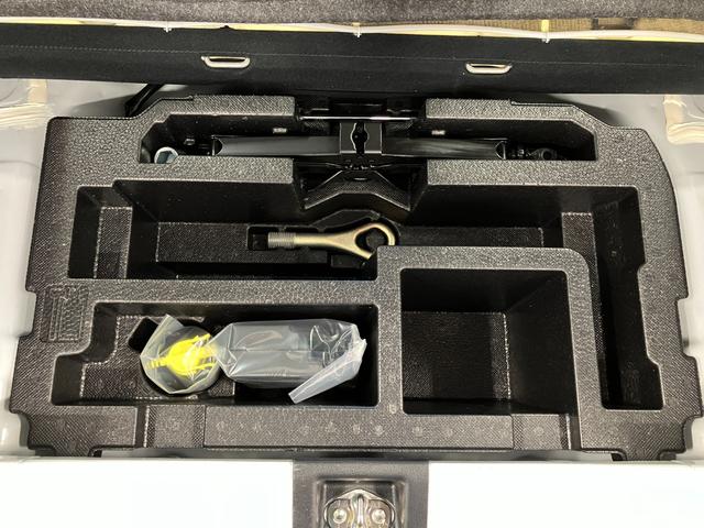 ミライースＬ　ＳＡIII１オーナ　アイドリングストップ　レーンキープアシスト　横滑り防止機能　キーレスキー　オートマチックハイビーム　運転席エアバッグ　助手席エアバッグ　オートライト　衝突安全ボディ　衝突被害軽減システム（長崎県）の中古車