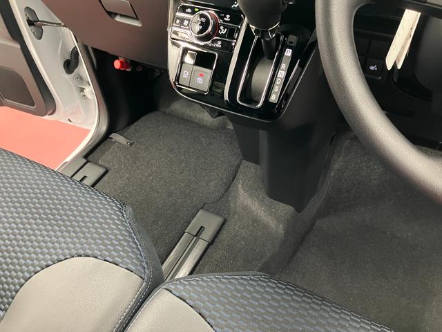 タントカスタムＸ届出済未使用車　元展示車　１オーナー　スマートキー　プッシュスタート　アイドリングストップ　両側電動スライドドア　衝突被害軽減システム　禁煙　ＬＥＤヘッドランプ　車線逸脱警報　シートヒーター　記録簿（長崎県）の中古車