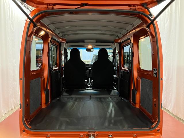 ハイゼットカーゴＤＸ元展示車　１オーナー　禁煙　衝突被害軽減システム　アイドリングストップ　キーレスキー　両側スライドドア　ＥＳＣ　整備記録簿　レーンアシスト　オートライト　運転席エアバッグ　助手席エアバック　ＡＢＳ（長崎県）の中古車