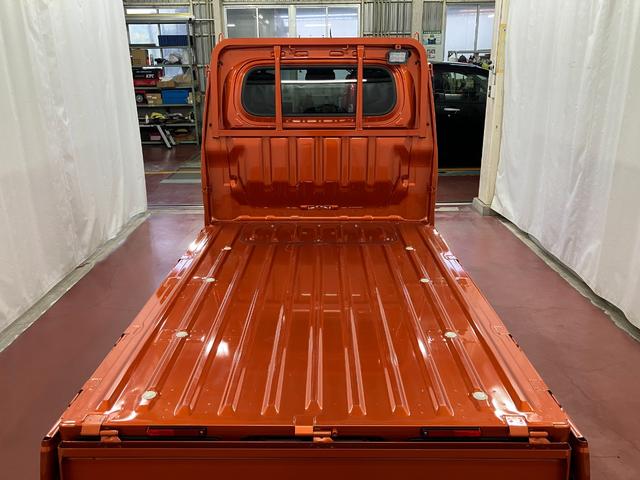ハイゼットトラックスタンダード　農用スペシャル元展示車　４ＷＤ　ＣＶＴ車　点検記録簿　１オーナー　レーンアシスト　デュアルエアバッグ　衝突被害軽減システム　オートライト　オートマチックハイビーム　横滑り防止　禁煙車　パワーステアリング　エアコン（長崎県）の中古車