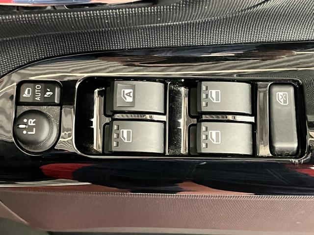 ムーヴキャンバスＸブラックアクセントリミテッド　ＳＡIII下取車　ナビ　ＴＶ　全周囲カメラ　ブルートゥース　セキュリティアラーム　衝突被害軽減システム　電動格納式ドアミラー　両側電動スライドドア　ＥＴＣ　ドラレコ　オートライト　スマートキー　車線逸脱警報（長崎県）の中古車